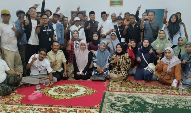 " RAPAT KONSOLIDASI GRHES UNTUK PEMENANGAN  RAHMAT-EKO DI KECAMATAN ARUT SELATAN : SINERGI KUAT MENUJU KEMENANGAN PADA PILKADA 2024 " 