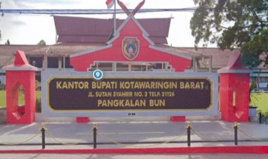 " MASYARAKAT KOBAR KECAM KADES YANG DEMI JABATAN GUNAKAN IJAZAH PALSU : INTEGRITAS DEMOKRASI LOKAL DI PERTARUHKAN " 