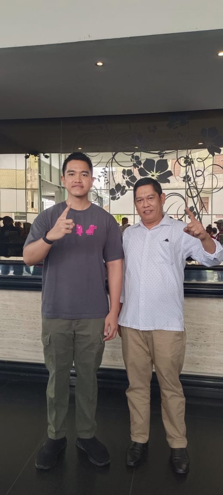 " RAHMAT HIDAYAT GANDENG KAESANG PANGAREP: PSI SIAPKAN STRATEGI BESAR UNTUK PILKADA KOBAR 2024 " 