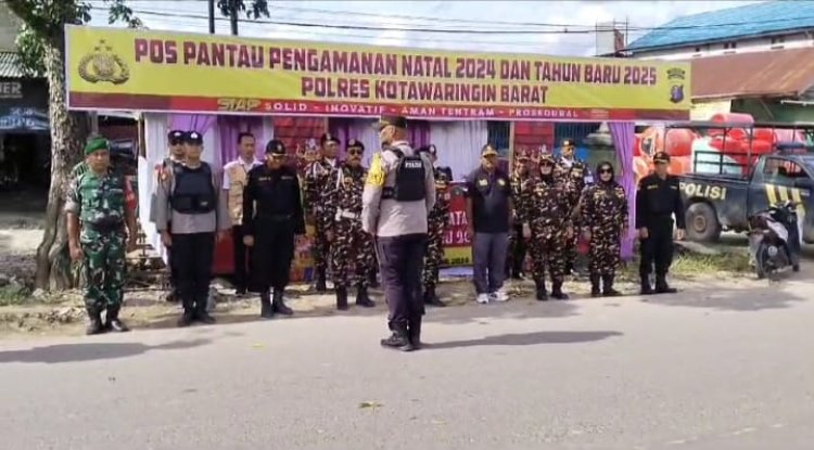 " KOLABORASI LINTAS SEKTOR DI PANGKALAN BANTENG :KAPOLSEK PIMPIN LANGSUNG APEL KESIAPAN OPERASI KETUPAT LILIN TELABANG TAHUN 2024 " 