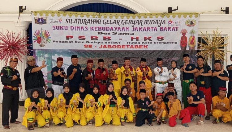 " LATIHAN GABUNGAN PSBB HKS: UPAYA MENGHIDUPKAN BUDAYA BETAWI DI TENGAH MODERNISASI " 