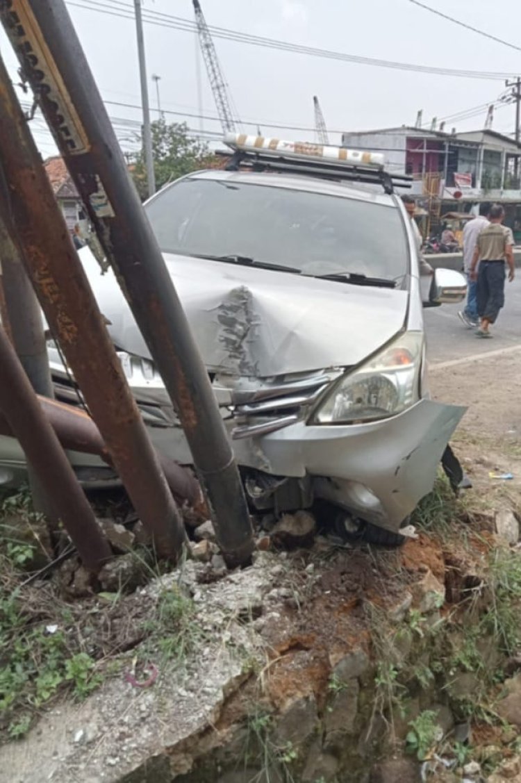 " GEMPAR ! MISTERI BAYI TAK BERNYAWA DALAM MOBIL DAN BARANG BUKTI MENGERIKAN PICU DUGAAN KEJAHATAN DI KARAWANG " 