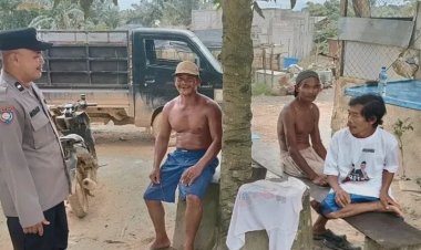 " POLSEK ARUTA SERUKAN WARGA PANGKUT JAGA KAMTIBMAS : LINDUNGI MASYARAKAT LEWAT EDUKASI DAN IMBAUAN TEGAS " 