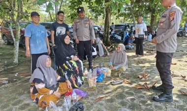 " DARI TAMAN KOTA KE HATI RAKYAT :JUMAT CURHAT POLRES KOBAR HADIRKAN WAJAH POLRI YANG RAMAH, RESPONSIF, DAN TERBUKA " 