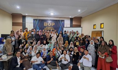 " MELEDAK! BOP TRUE LIFE EMPIRE PANGKALAN BUN DISERBU RATUSAN PESERTA, REWARD 4,6 MILYAR JADI MAGNET PERUBAHAN HIDUP. BISNIS SEHAT, INCOME HEBAT! " 