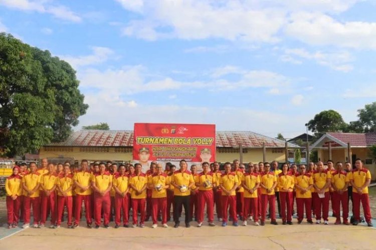 " SEMANGAT UNTUK BHAYANGKARA : TURNAMEN BOLA VOLI INTERNAL POLRES KOBAR JADI AJANG SOLIDARITAS DI HARI BHAYANGKARA KE-79 " 