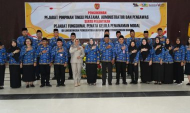 “ PENYESUAIAN NOMENKLATUR, BUPATI Hj. NURHIDAYAH KUKUHKAN PEJABAT KOBAR : TEGUHKAN INTEGRITAS, DORONG INOVASI, DAN PERKUAT KOLABORASI BIROKRASI ”