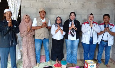 " DARI KONSOLIDASI KE INSPIRASI : DPD PSI KOBAR PADUKAN POLITIK DAN PEMBERDAYAAN DI KECAMATAN PANGKALAN LADA "